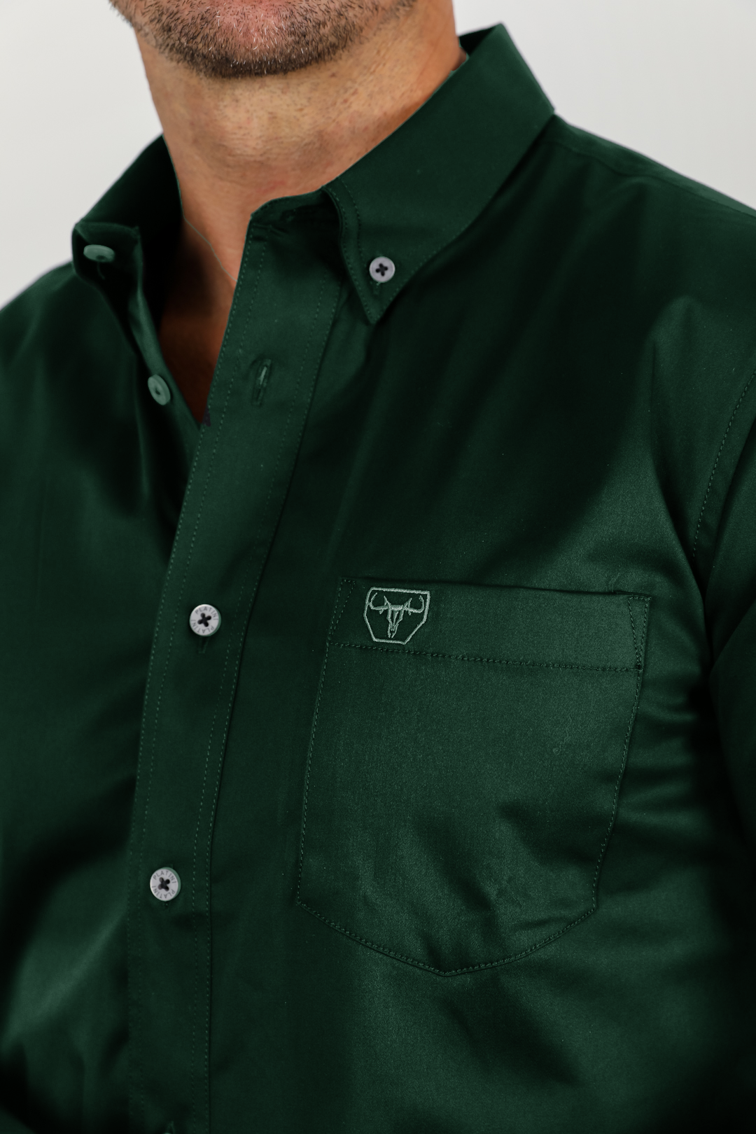 Men’s Single Pocket Logo Modern Fit Stretch Dress Shirt - Green