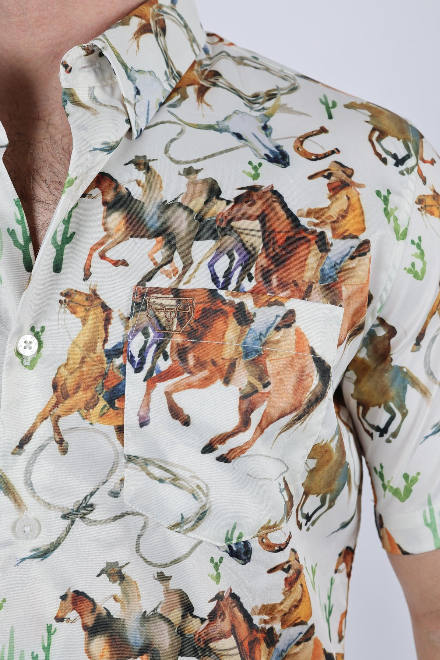 Mens Short Sleeve Modern Fit Stretch Wild Horses Print Shirt