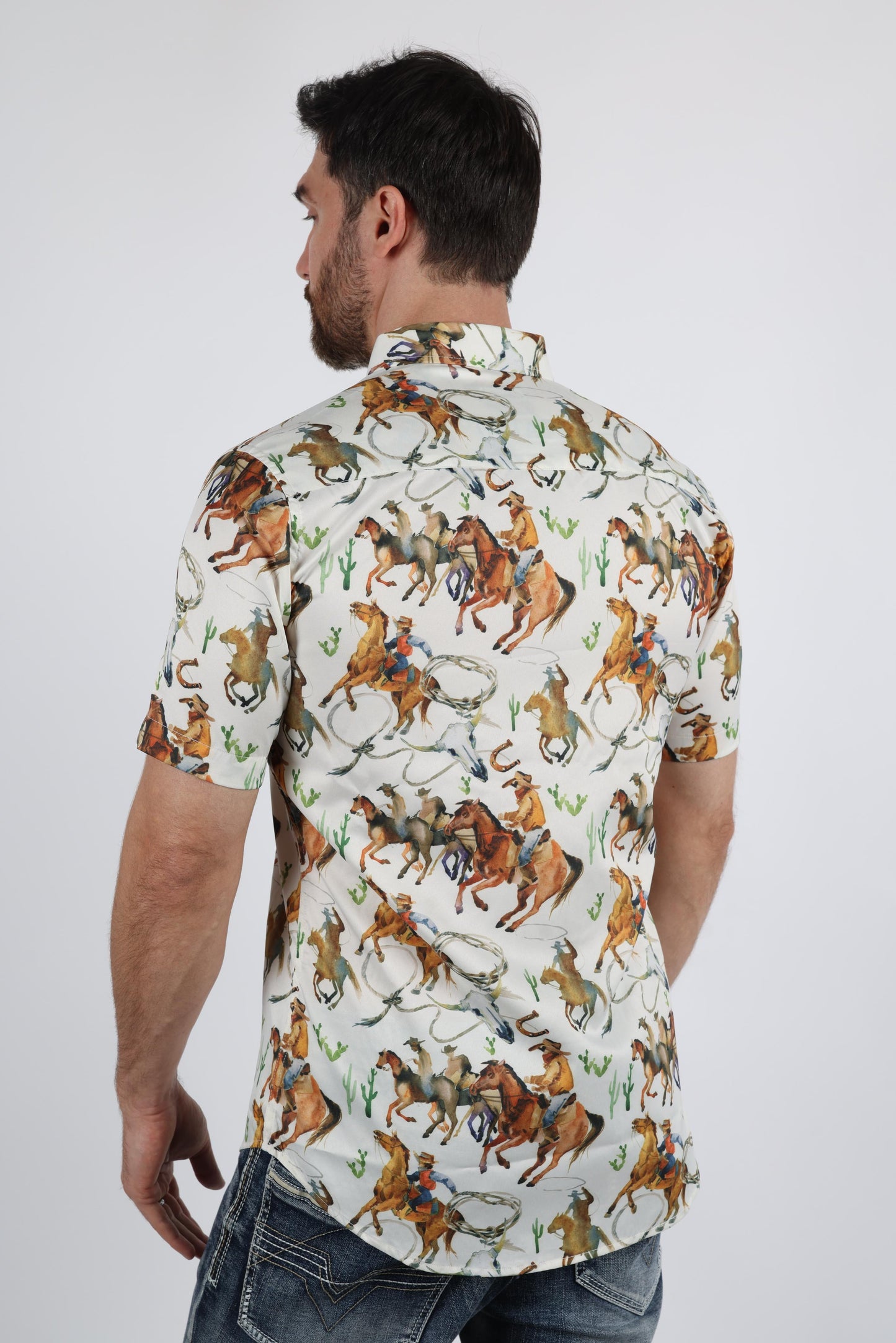 Mens Short Sleeve Modern Fit Stretch Wild Horses Print Shirt